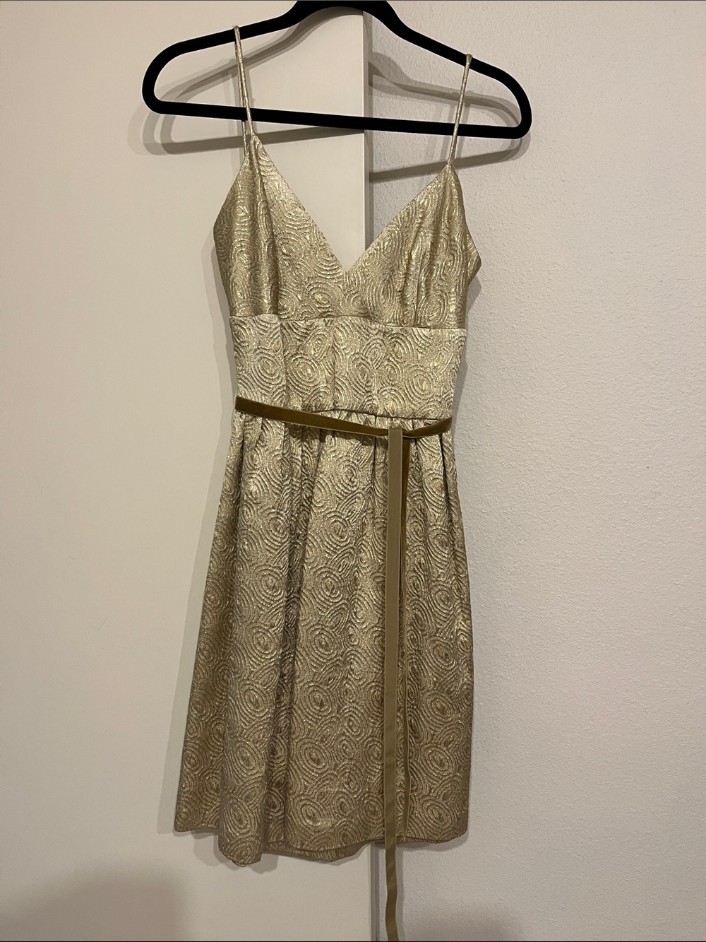 Wendy Katlen Gold Textured Spaghetti-Strap Midi Dress